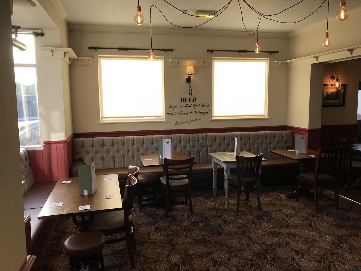 Hotel The Norfolk Arms, Chapeltown Sheffield Esterno foto